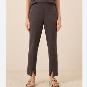 Pact Organic Cotton Airplane tapered leg sweatpants size large brown